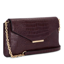 Load image into Gallery viewer, Aspyn Flap Clutch
