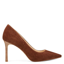 Load image into Gallery viewer, Emmala Pointy Toe Pumps
